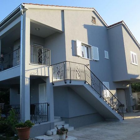 Grey House Zadar Apartment Екстериор снимка