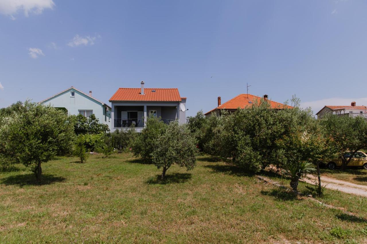 Grey House Zadar Apartment Екстериор снимка