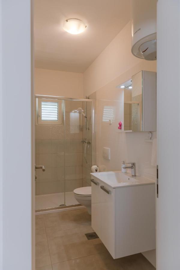 Grey House Zadar Apartment Екстериор снимка