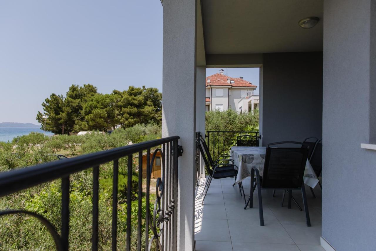 Grey House Zadar Apartment Екстериор снимка