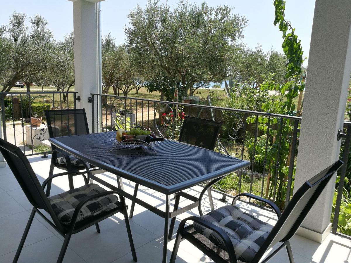 Grey House Zadar Apartment Екстериор снимка