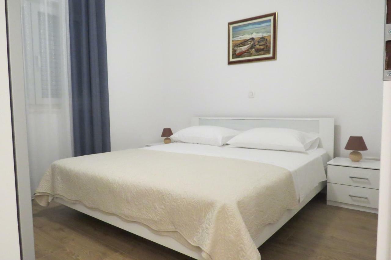 Grey House Zadar Apartment Екстериор снимка